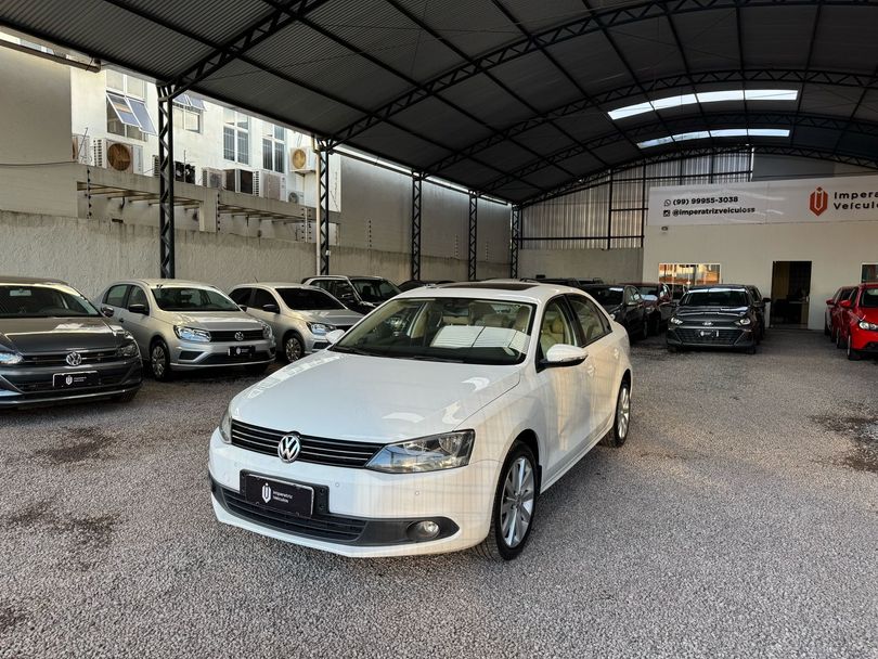 VolksWagen JETTA Comfortline 2.0 T.Flex 8V 4p Tipt.