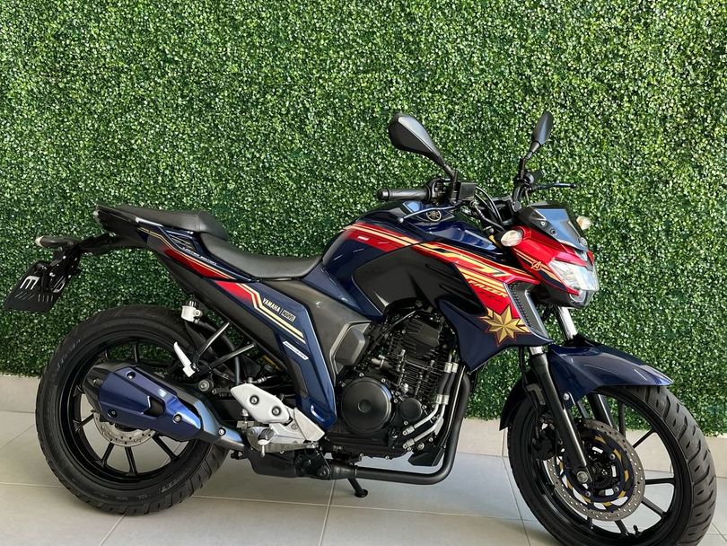 YAMAHA FZ25 250 FAZER CAPITÃ MARVEL FLEX
