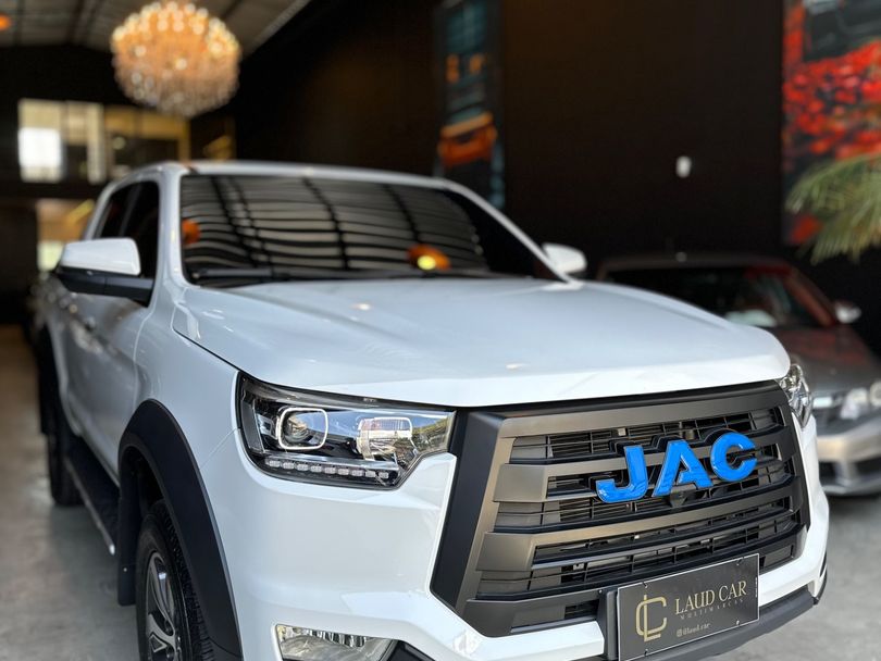 JAC iEV 350T 150cv Aut. (Elétrico)