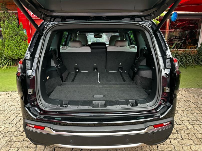 Jeep Commander Limited T270 1.3 TB Flex Aut.