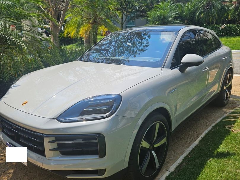 Porsche Cayenne Coupe E-Hybrid 3.0 V6 462cv