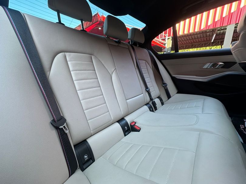 BMW 330e M Sport 2.0 Turbo Aut. (Híbrido)