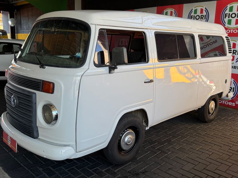 VolksWagen Kombi Lotação 1.4 Mi Total Flex 8V