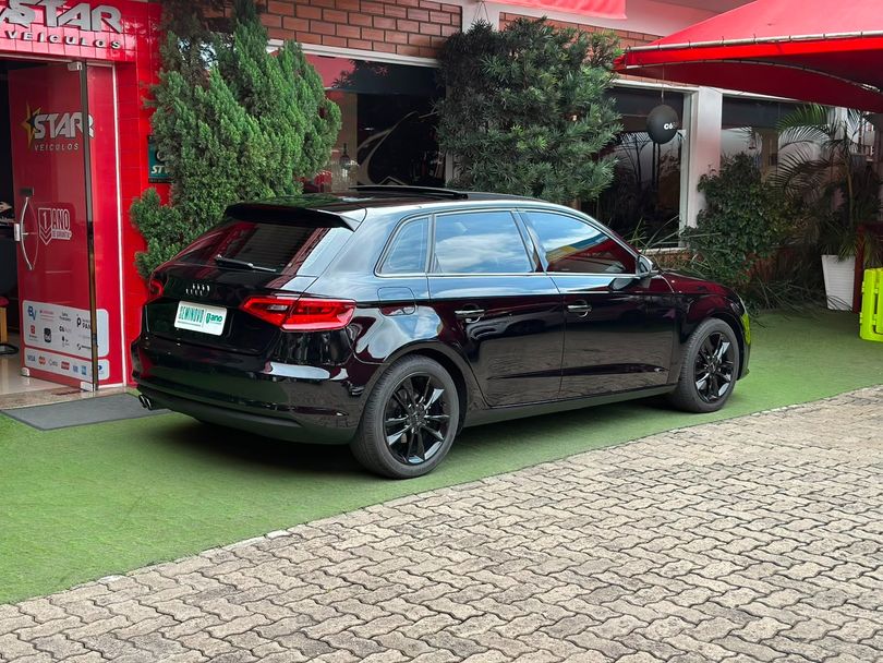Audi A3 Sportback 1.8 16V TFSI S-tronic 5p