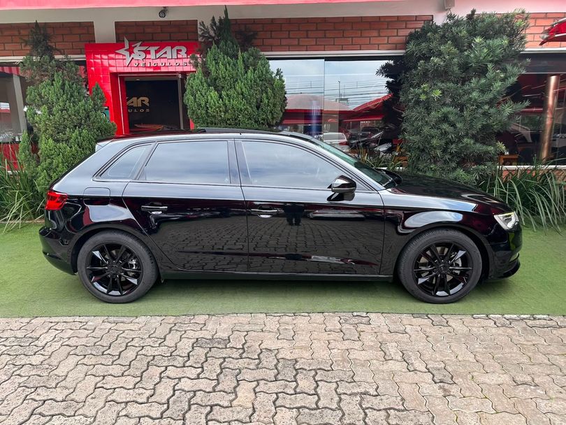Audi A3 Sportback 1.8 16V TFSI S-tronic 5p