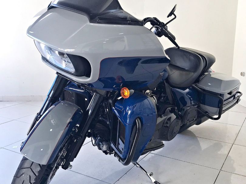 Harley ROAD GLIDE LIMITED FLTRK