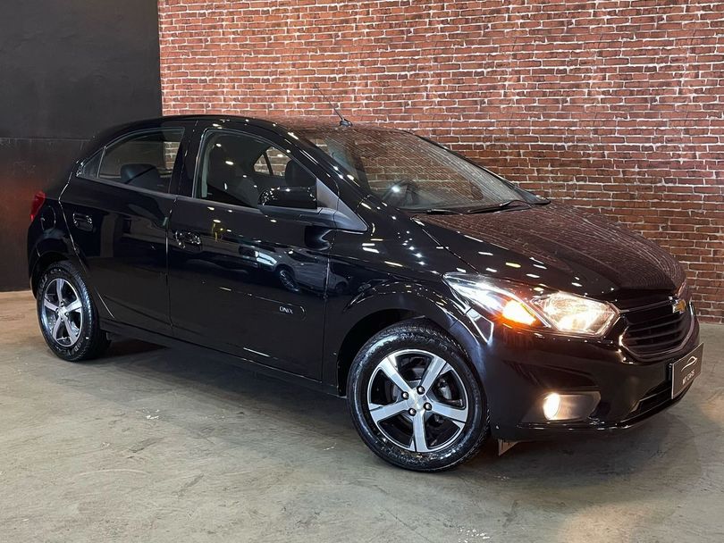 Chevrolet ONIX HATCH LTZ 1.4 8V FlexPower 5p Mec.