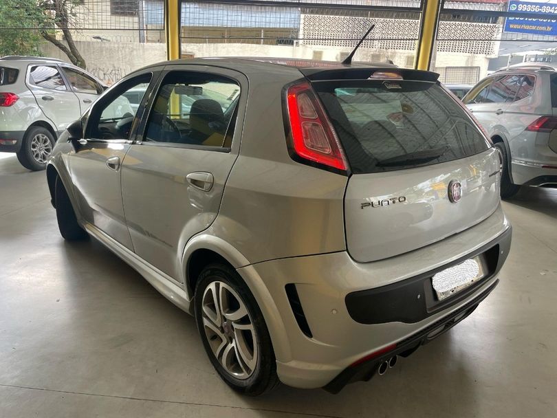 Fiat Punto BLACKMOTION Dual. 1.8 Flex 16v 5p