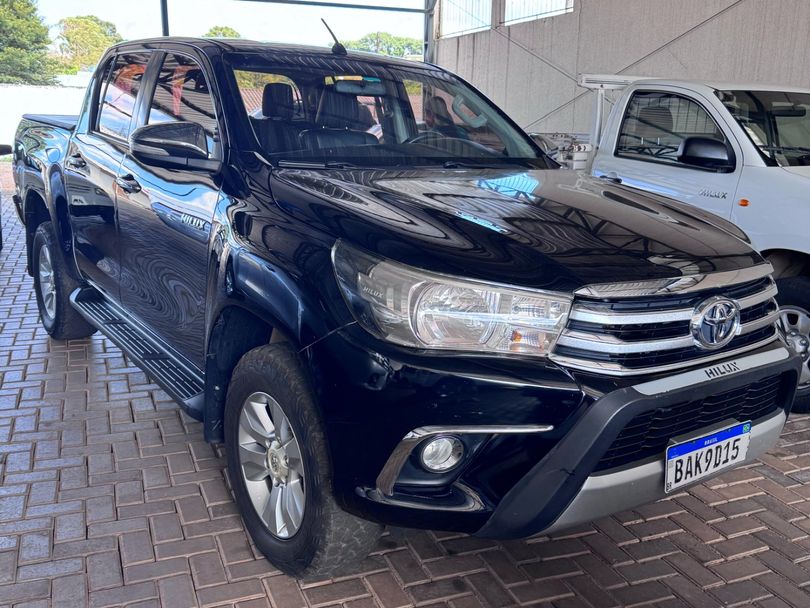 Toyota Hilux CD SRV 4x4 2.8 TDI Diesel Aut.