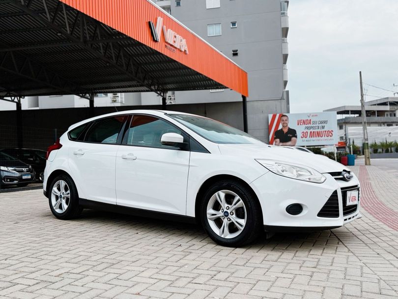 Ford Focus 1.6 S/SE/SE Plus Flex 8V/16V  5p