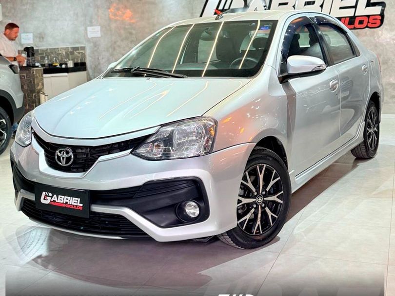 Toyota ETIOS PLATINUM Sed. 1.5 Flex 16V 4p Aut.