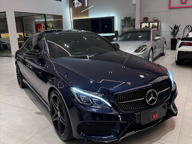 Mercedes C-250 Sport Coupe 2.0 16V 211cv Aut.