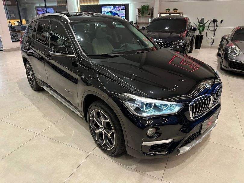 BMW 2.0 16V TURBO GASOLINA SDRIVE20I X-LINE 4P AUTOMÁTICO