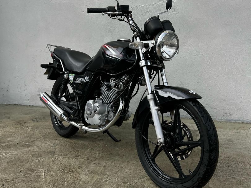 SUZUKI EN 125 YES