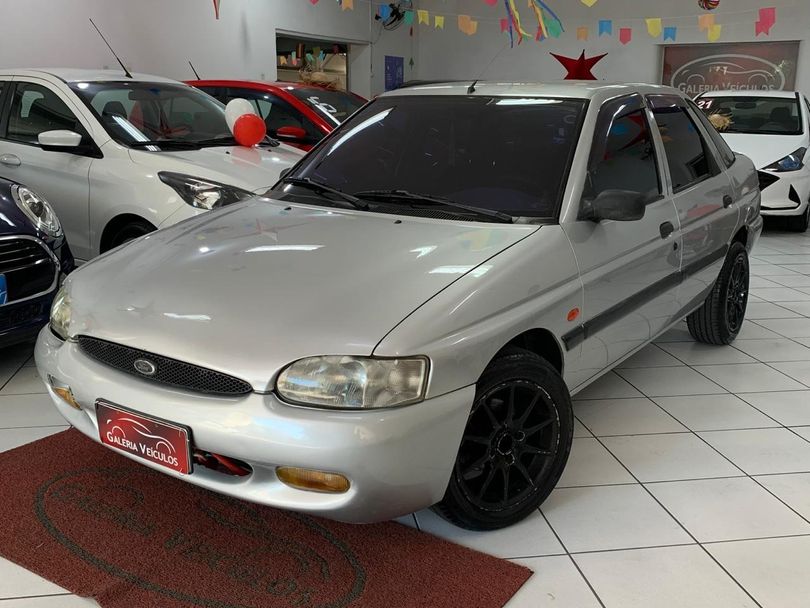 Ford Escort GL 1.6 MPI