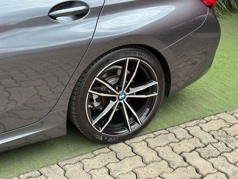 BMW 320iA 2.0 TB M Sport A.Flex/M.Sport 4p