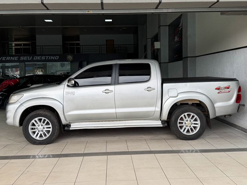 Toyota Hilux CD SRV D4-D 4x4 3.0 TDI Diesel Aut