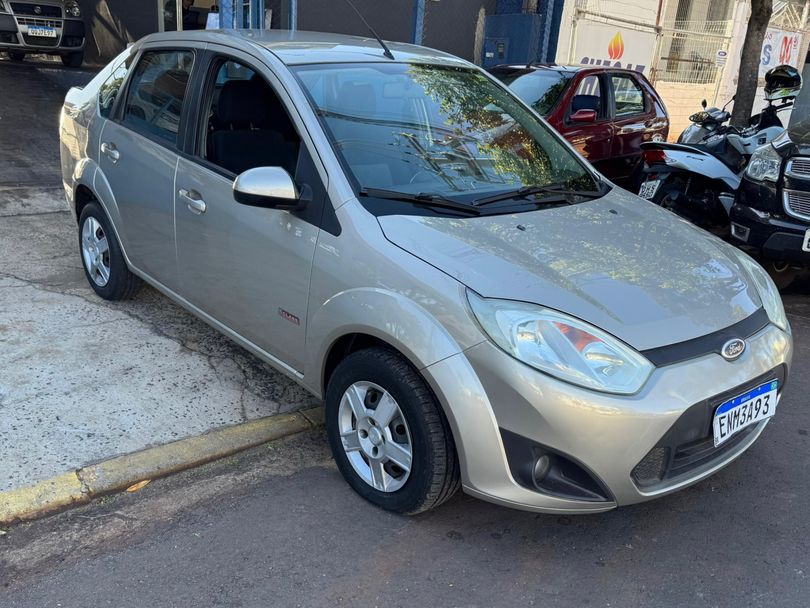 Ford Fiesta Sed. 1.6 8V Flex 4p