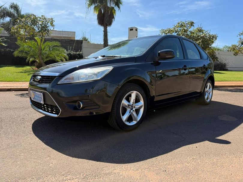 Ford Focus 1.6 S/SE/SE Plus Flex 8V/16V  5p
