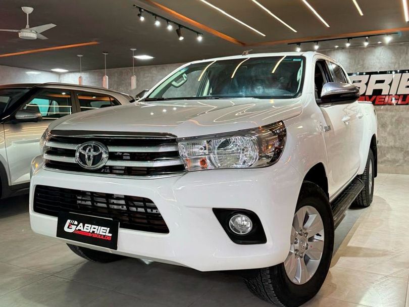 Toyota Hilux CD SRV 4x4 2.8 TDI Diesel Aut.