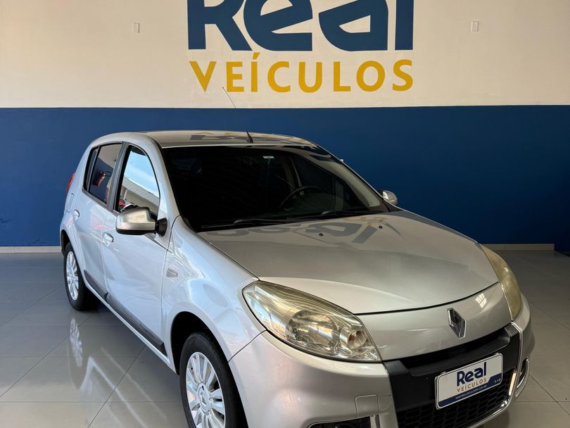 Renault SANDERO Privilège Hi-Flex 1.6 8V 5p