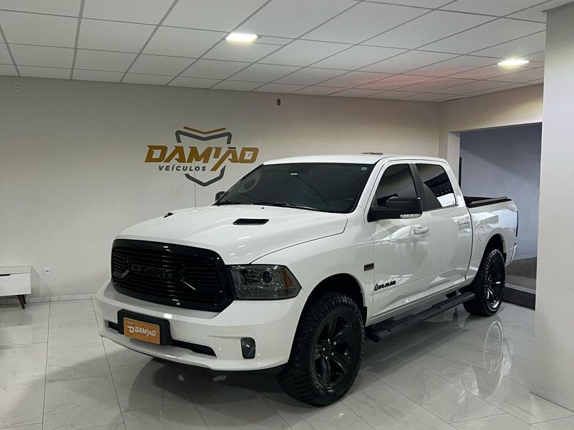 RAM CLASSIC LARAMIE 5.7 CD V8 4X4 Aut.