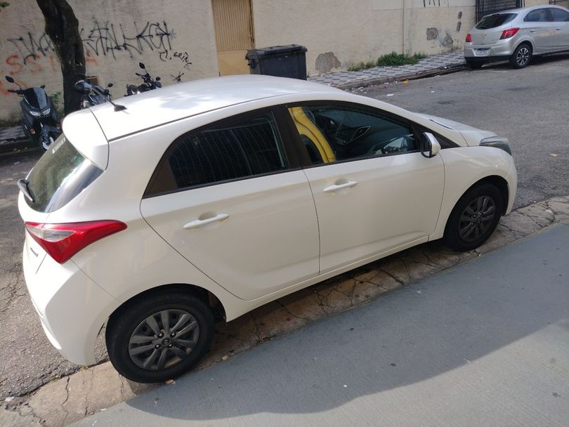 Hyundai HB20 C.Style/C.Plus 1.6 Flex 16V Aut.