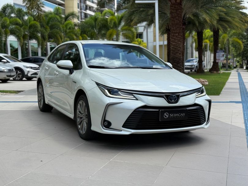Toyota Corolla Altis Hybrid 1.8 16V Flex Aut.