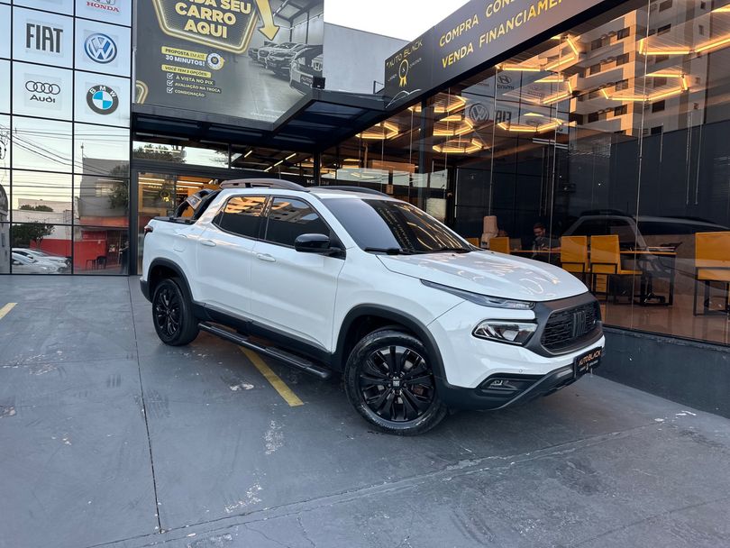 Fiat Toro Volcano 1.3 T270 4x2 Flex Aut.