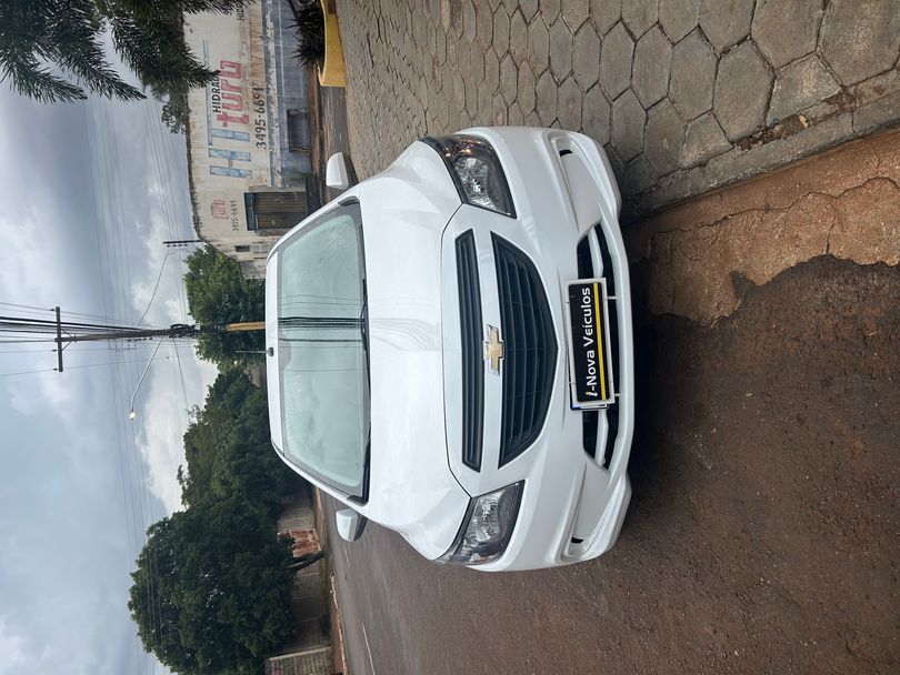 Chevrolet ONIX HATCH Joy 1.0 8V Flex 5p Mec.