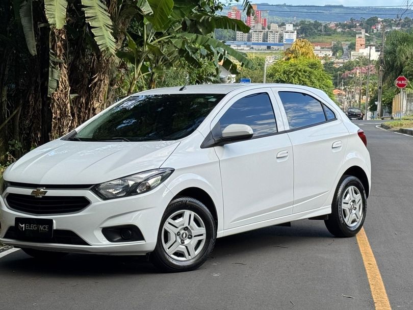 Chevrolet ONIX HATCH LT 1.0 8V FlexPower 5p Mec.