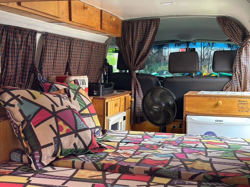 VolksWagen Kombi Furgão 1.4 Mi Total Flex 8V