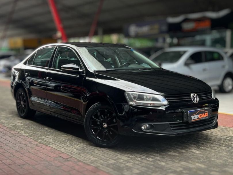 VolksWagen JETTA Comfortline 2.0 T.Flex 8V 4p Tipt.