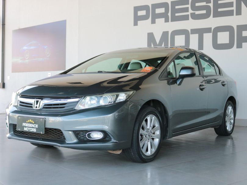 Honda Civic Sedan LXS 1.8/1.8 Flex 16V Aut. 4p