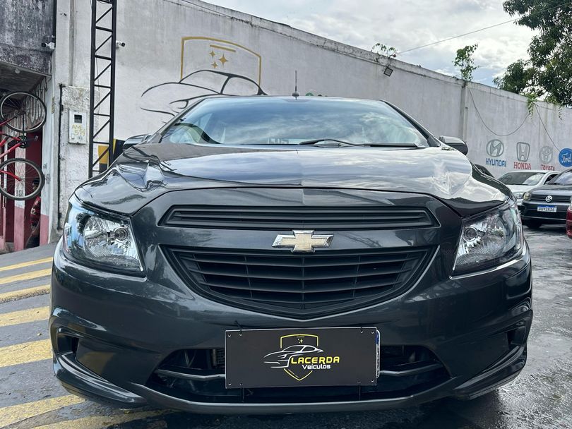 Chevrolet ONIX HATCH Joy 1.0 8V Flex 5p Mec.