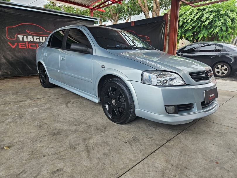 Chevrolet Astra Advantage 2.0 MPFI 8V FlexPower 5p