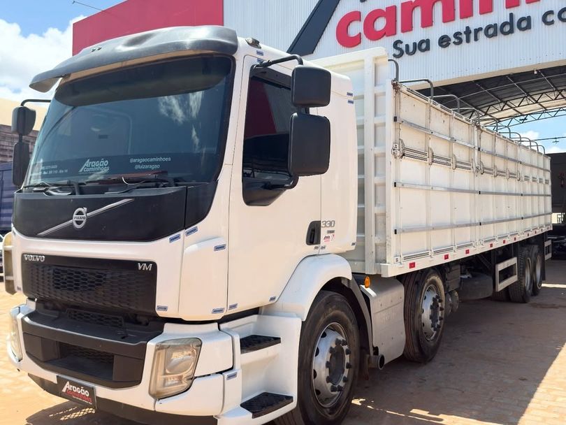 VOLVO VM 330 8x2 2p (diesel) (E5)