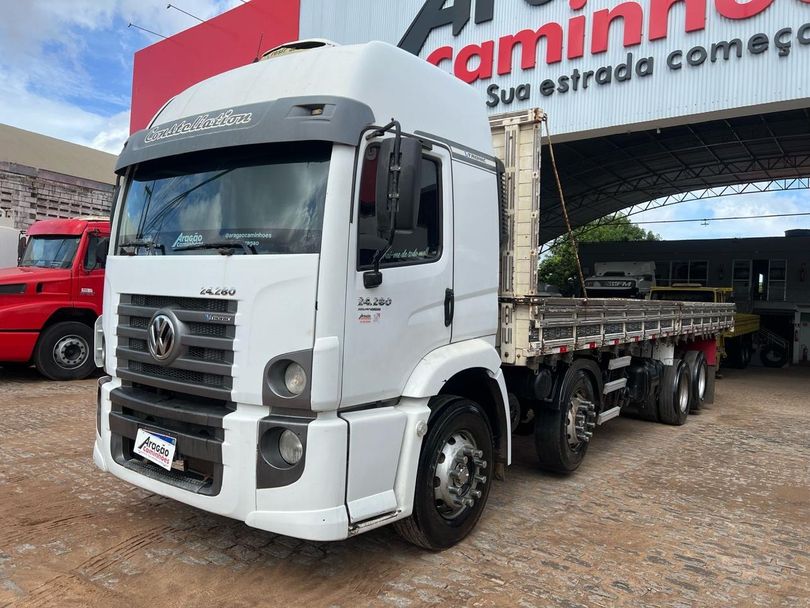 VOLKSWAGEN 24-280 E Constel. 6x2 2p (diesel)(E5)