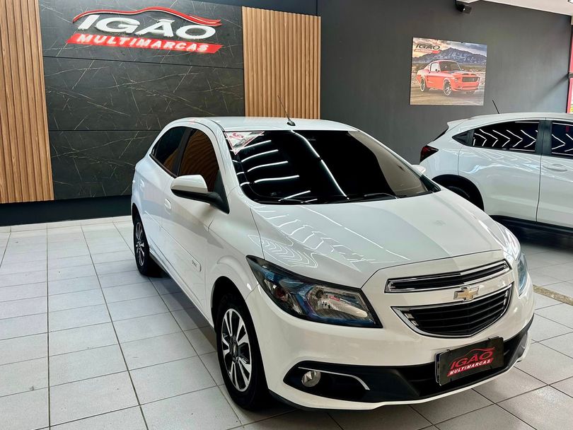 Chevrolet ONIX HATCH LTZ 1.4 8V FlexPower 5p Mec.