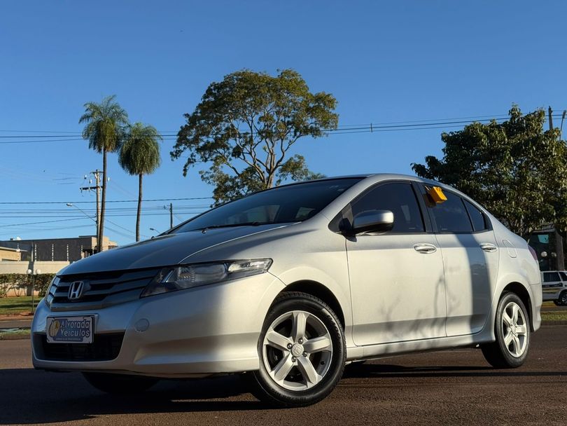 Honda CITY Sedan LX 1.5 Flex 16V 4p Aut.