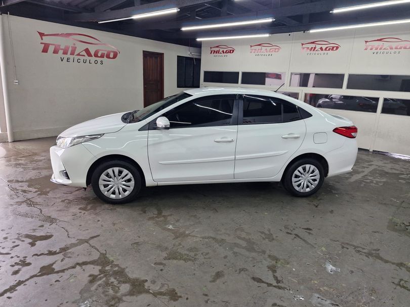 Toyota YARIS XL Sedan 1.5 Flex 16V 4p Aut.