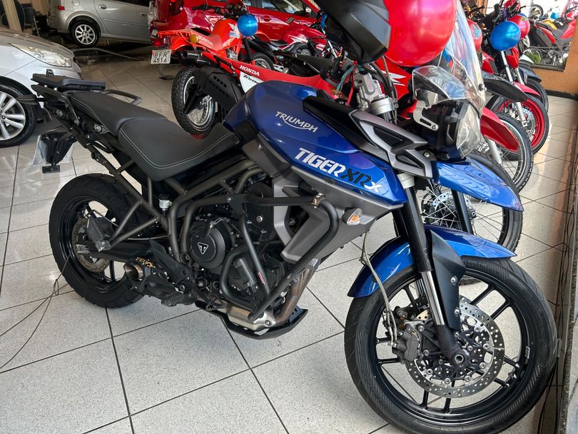 TRIUMPH TIGER 800 XRX