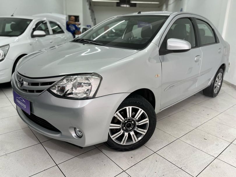 Toyota ETIOS XS 1.5 Flex 16V 5p Mec.