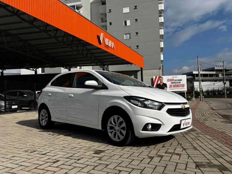 Chevrolet ONIX HATCH LT 1.4 8V FlexPower 5p Mec.