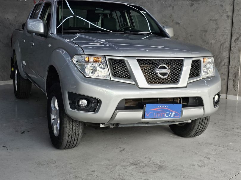 NISSAN Frontier 2.5 TD CD S 4x4