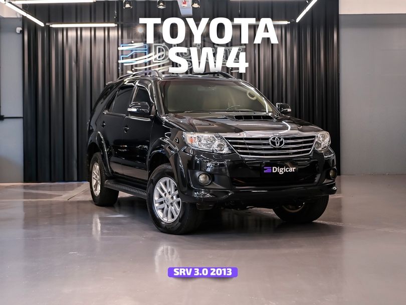 Toyota Hilux SW4 SRV D4-D 4x4 3.0 TDI Dies. Aut