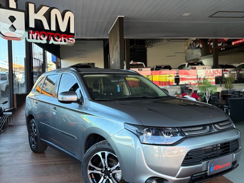 Mitsubishi OUTLANDER 2.0 16V 160cv Aut.