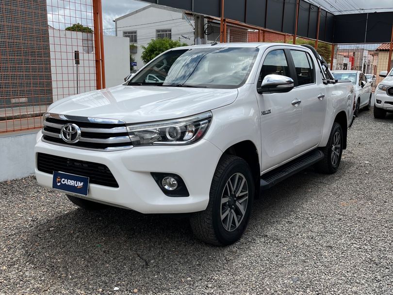 Toyota Hilux CD SRX 4x4 2.8 TDI 16V Diesel Aut.