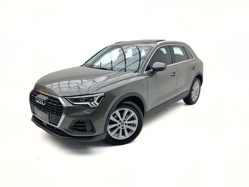 Audi Q3 P. Plus 1.4 TFSI Flex/P.Plus S-tronic