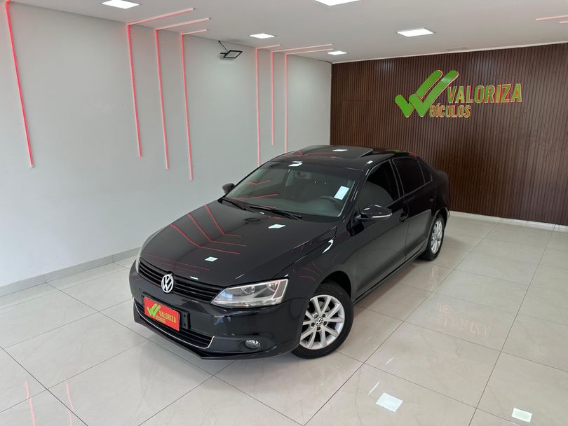 VolksWagen JETTA Comfortline 2.0 T.Flex 8V 4p Tipt.